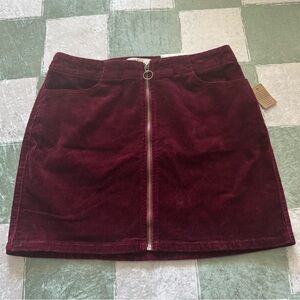 NWT Burgundy Corduroy Skirt Size 11 with 90’s Vibe Skirt
